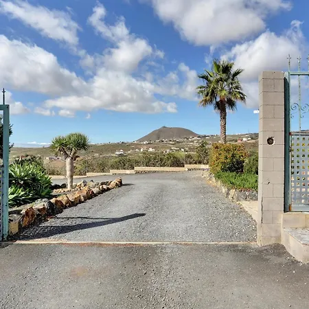 Apartment Private Heated Pool